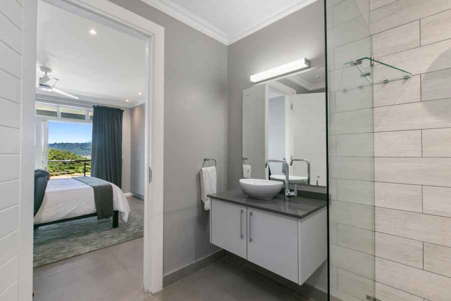 4 Bedroom Property for Sale in Kingfisher Creek Western Cape